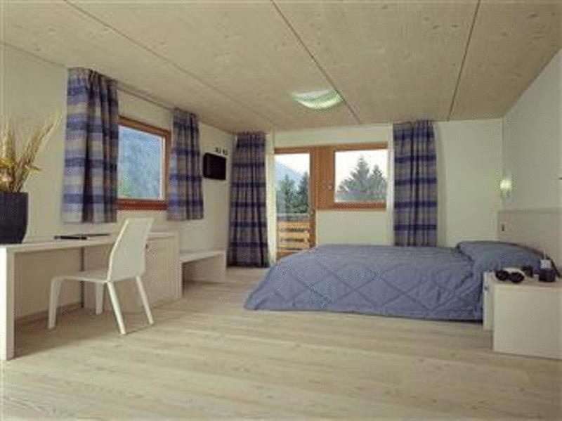 Bio Hotel Benny Медзана Экстерьер фото