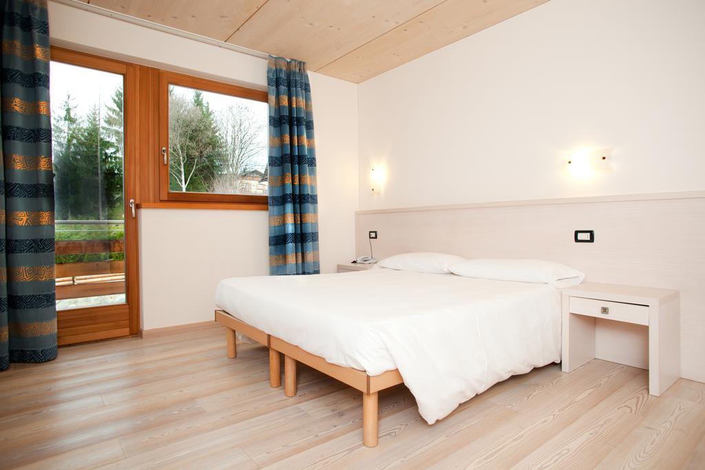 Bio Hotel Benny Медзана Экстерьер фото
